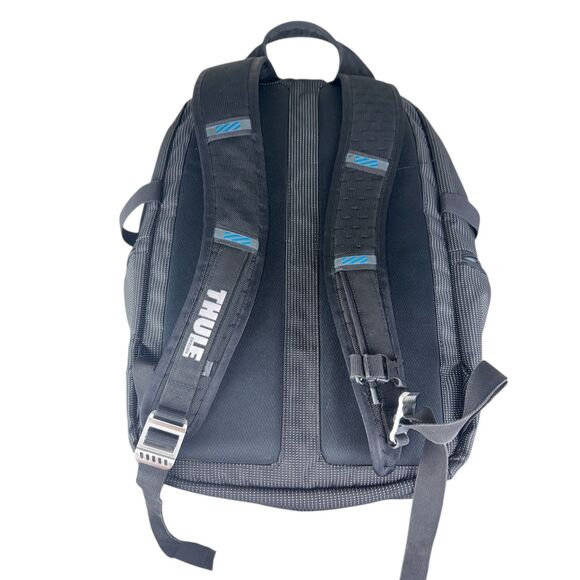Thule Sweden Crossover Backpack Laptop Sunglasses Pocket Travel Hiking Black - Picture 5 of 10
